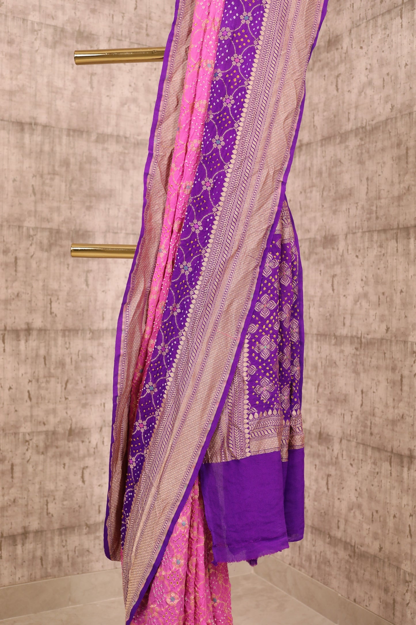Handwoven Purple and Pink Georgette Bandhani Saree