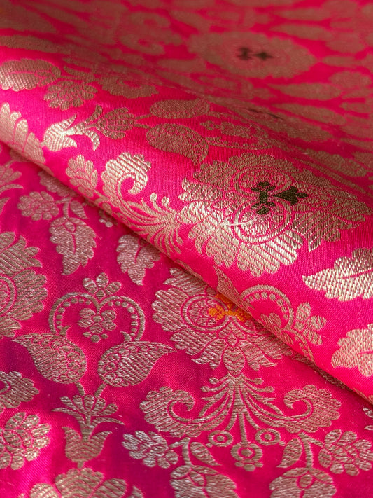 Handwoven Pink Silk Meenakari Jaal Fabric Thaan