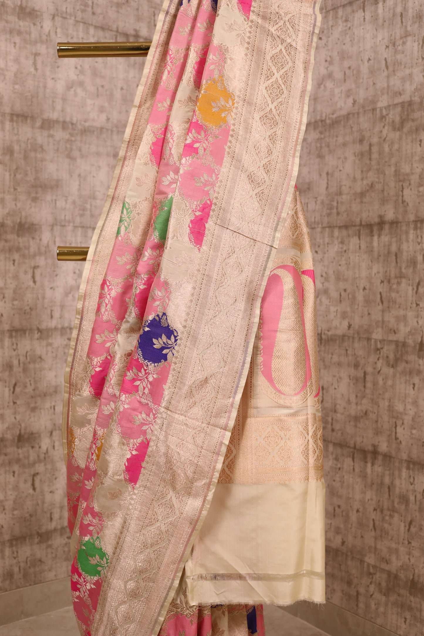 Handwoven Ivory Silk Rangkat Banarasi Saree