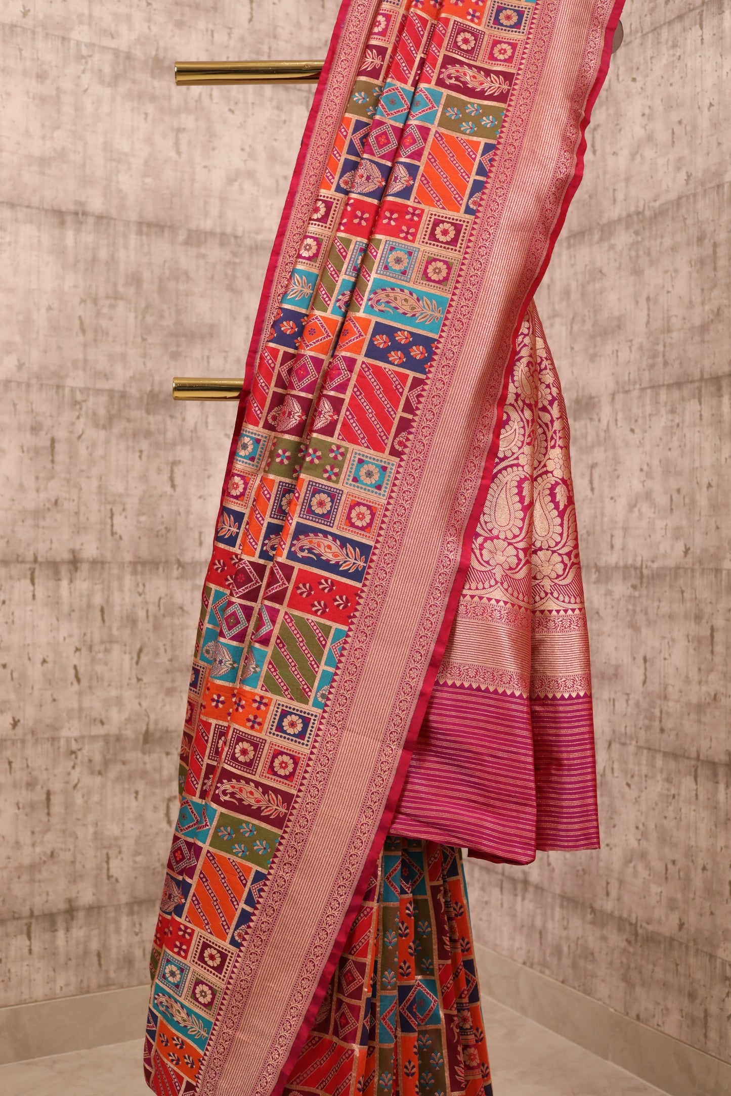 Handwoven Katan Silk Rangkat Banarasi Saree