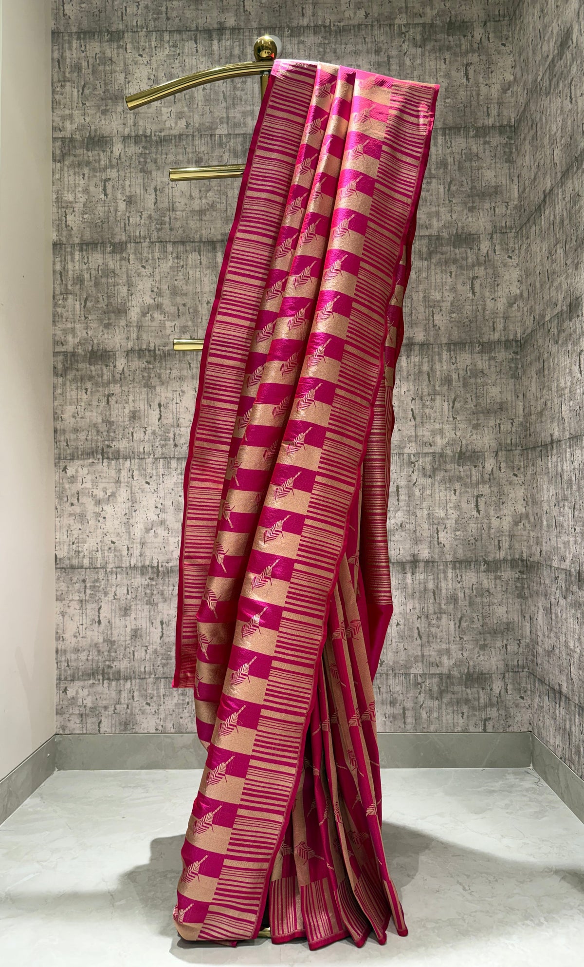 Handwoven pink striped bird banarasi saree