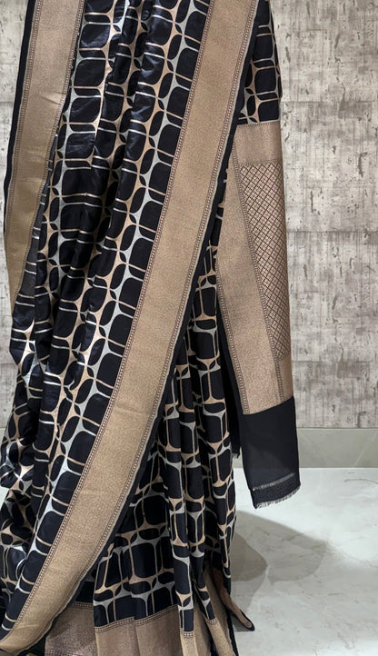 Handwoven black abstract cocktail saree