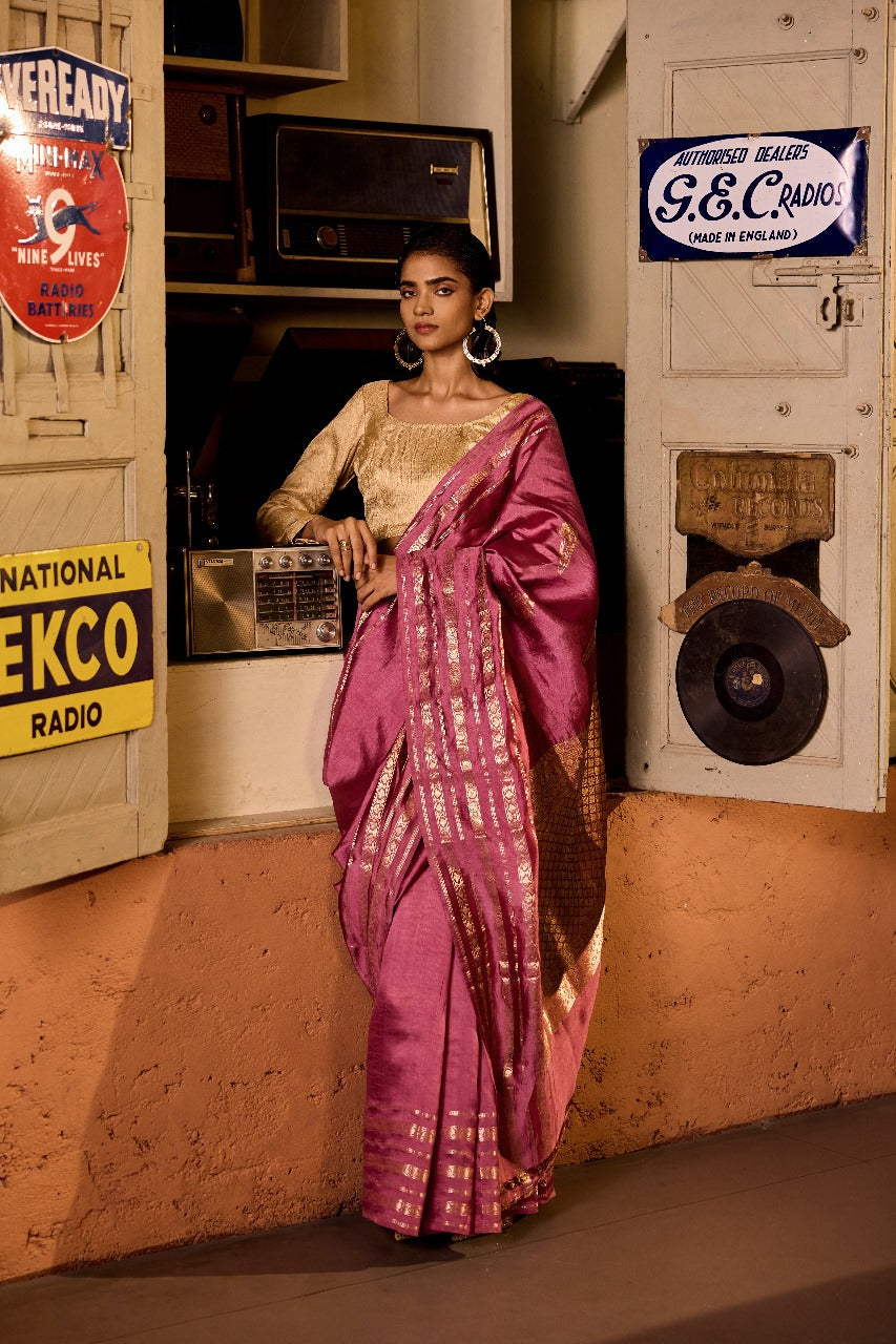 Handwoven Salmon Pink Monga Silk Saree