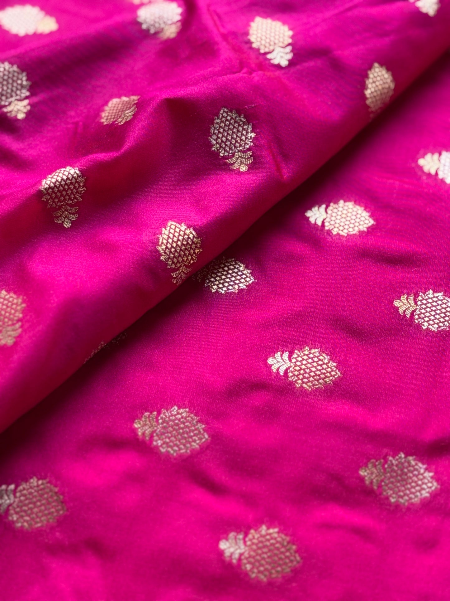 Handwoven Pink Satin Silk Pineapple Motifs Thaan