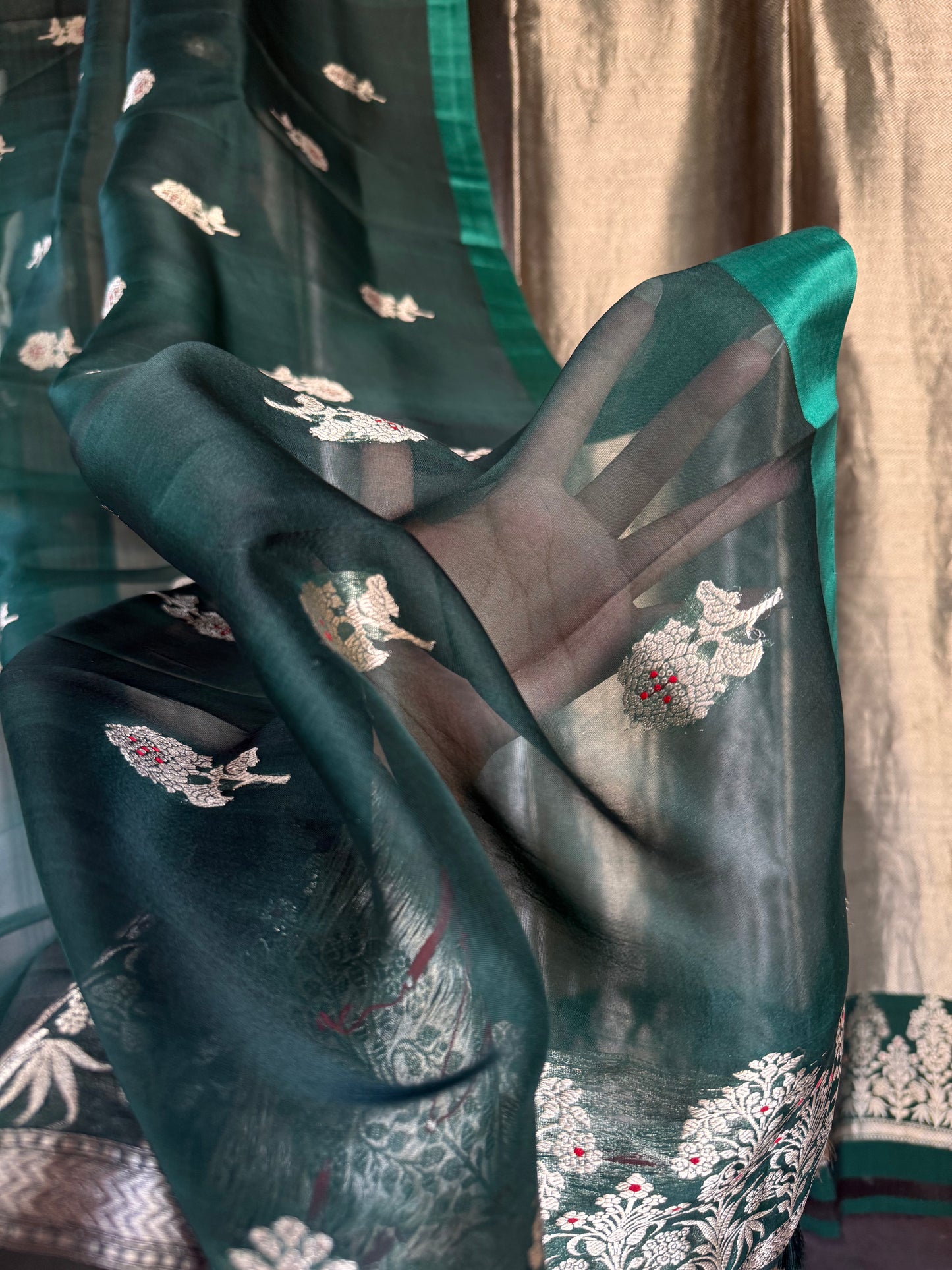 Green Handwoven Chevron Brocade Kurta With Kora Silk Dupatta Suit Set
