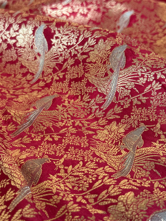 Handwoven Maroon Bird Shikargah Fabric Thaan