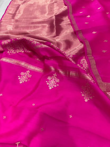 Pink Handwoven Chevron Brocade Kurta With Kora Silk Dupatta Suit Set