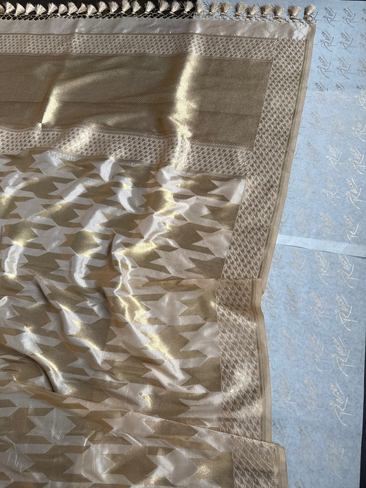 Handwoven Ivory Hound Tooth Banarasi Saree