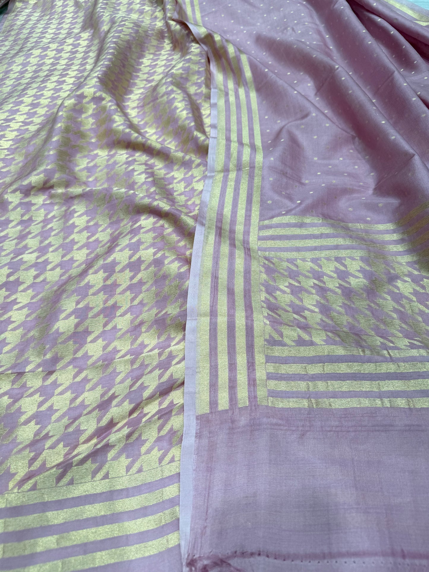 Handwoven Onion Pink Crepe Banarasi Suit Set