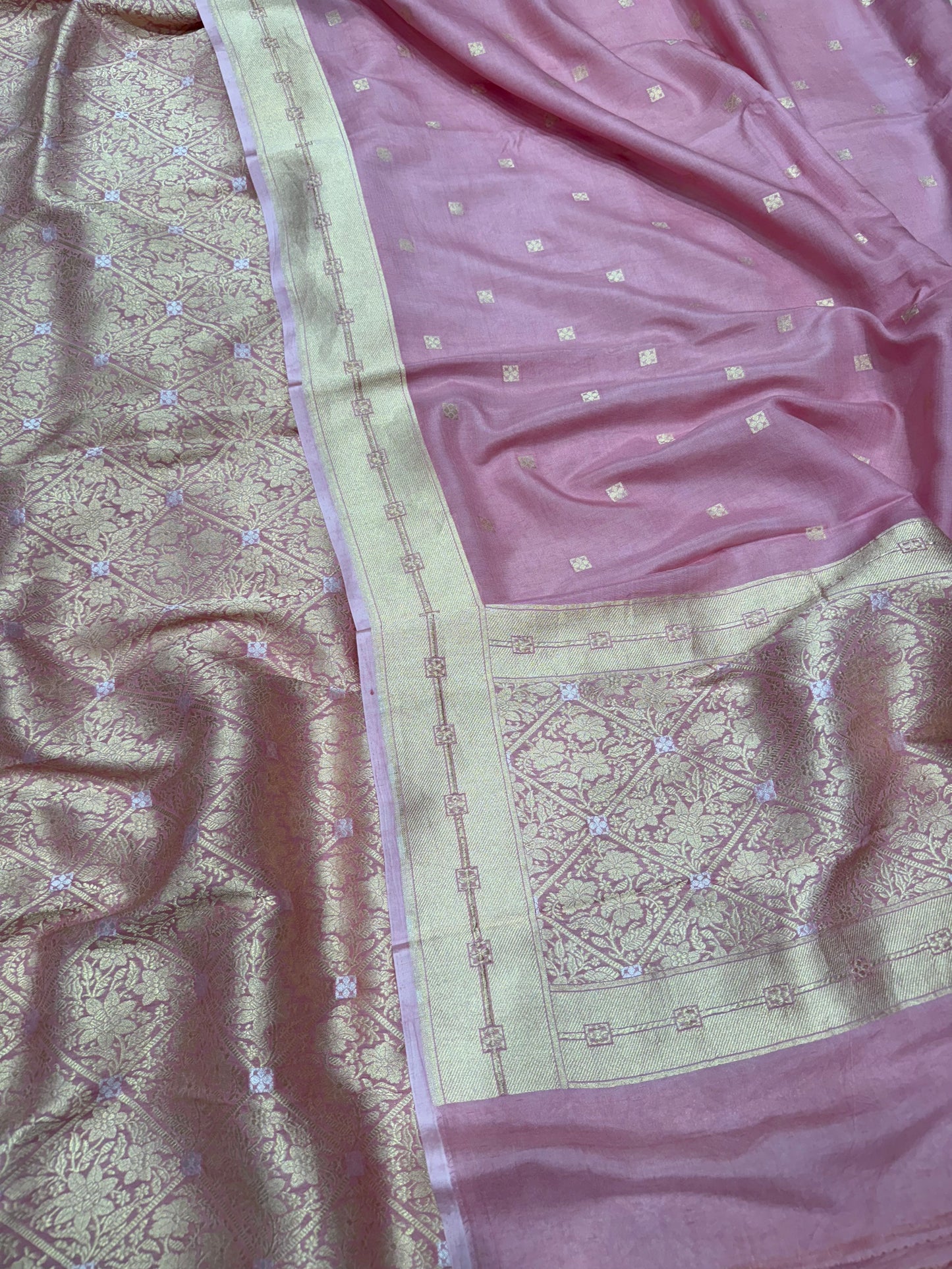 Handwoven Pink Crepe Brocade Banarasi Suit Set