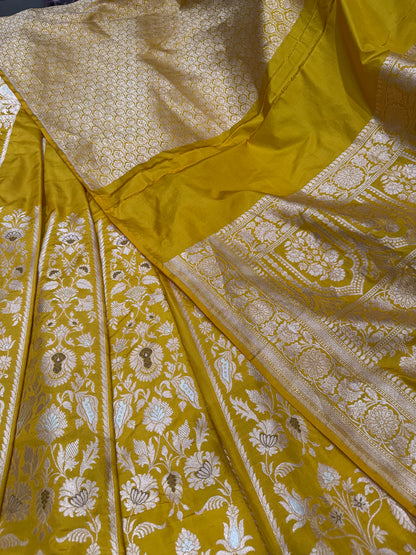 Handwoven Yellow Silk Unstitched Banarasi Lehenga Kalis Set