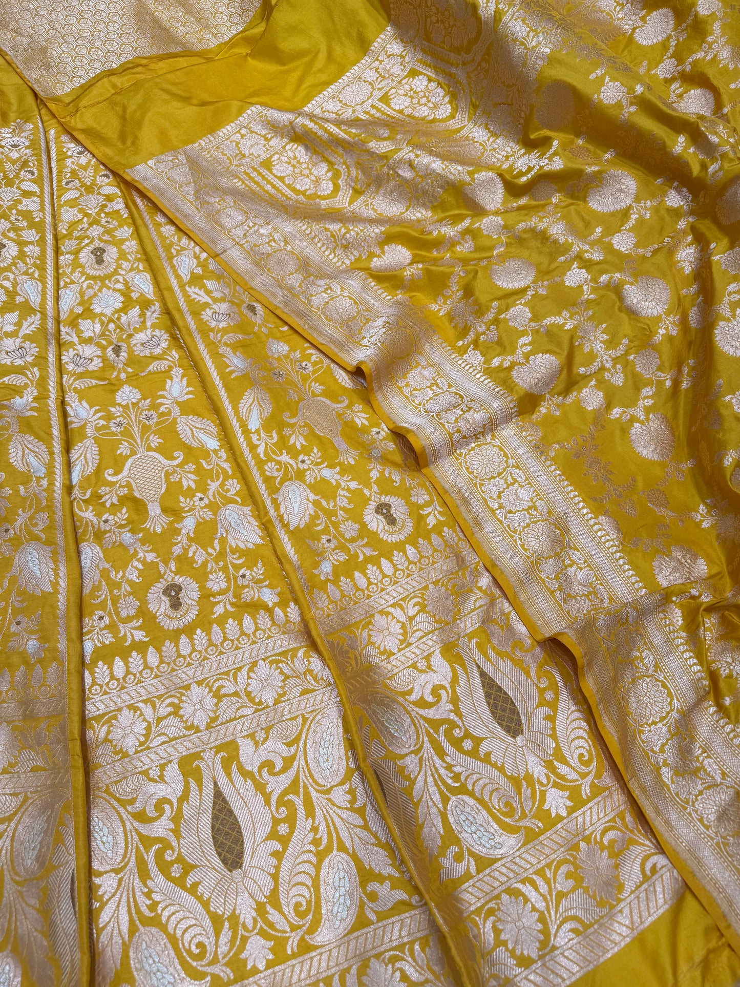 Handwoven Yellow Silk Unstitched Banarasi Lehenga Kalis Set