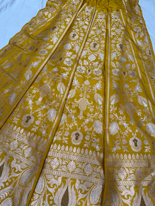 Handwoven Yellow Silk Unstitched Banarasi Lehenga Kalis Set