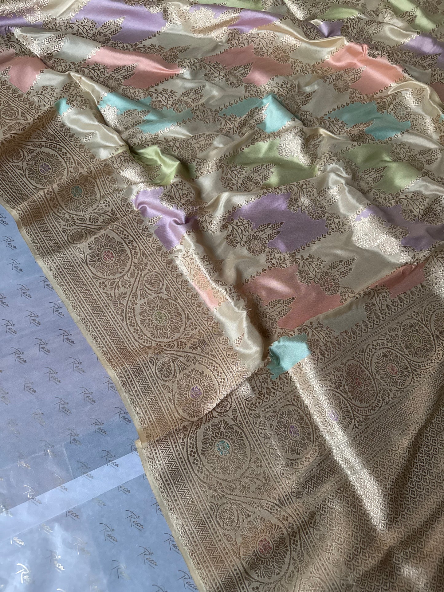 Handwoven Pastel Silk Rangkat Kadhwa Saree