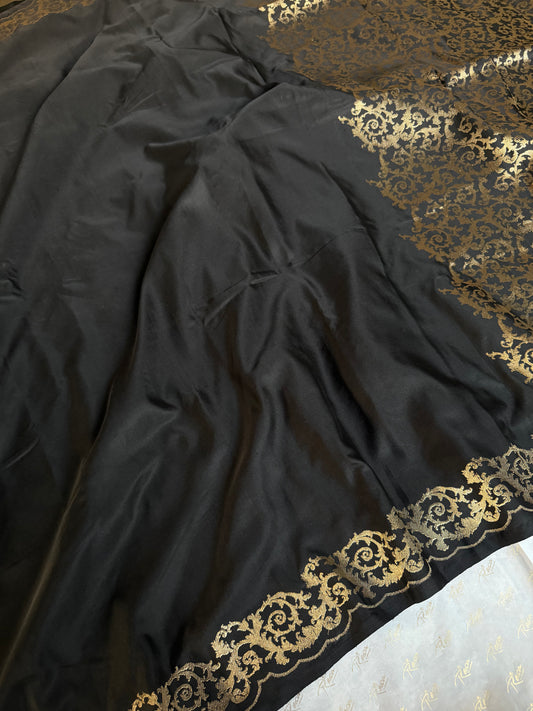 Handwoven Black Satin Mushroo Silk Saree With Kadhwa Border & Pallu