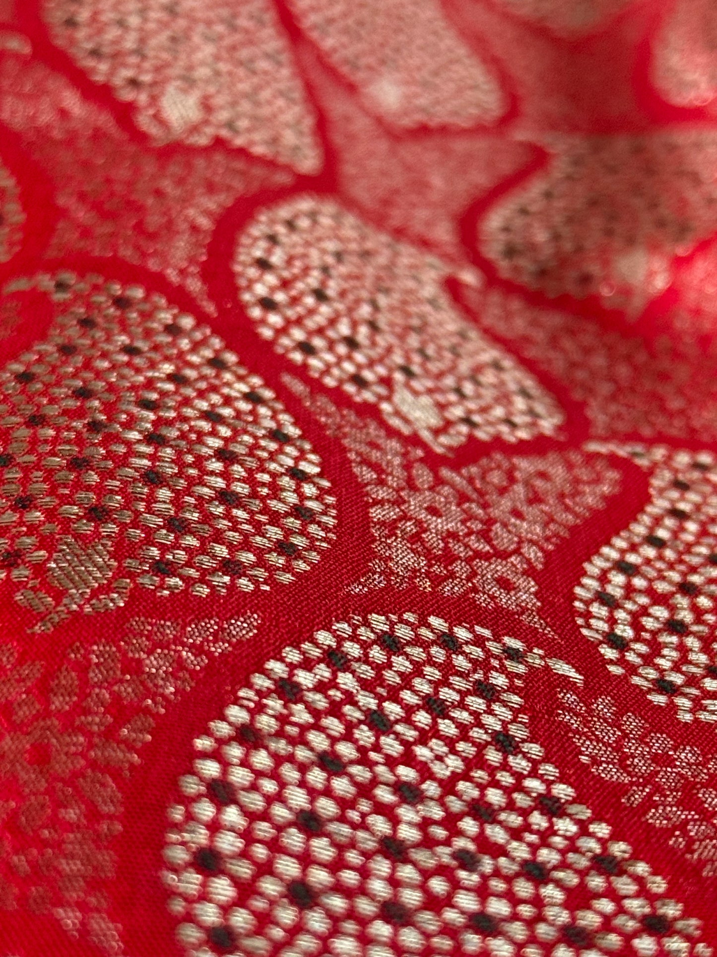 Handwoven Red Silk Paisley Brocade Meenakari Thaan