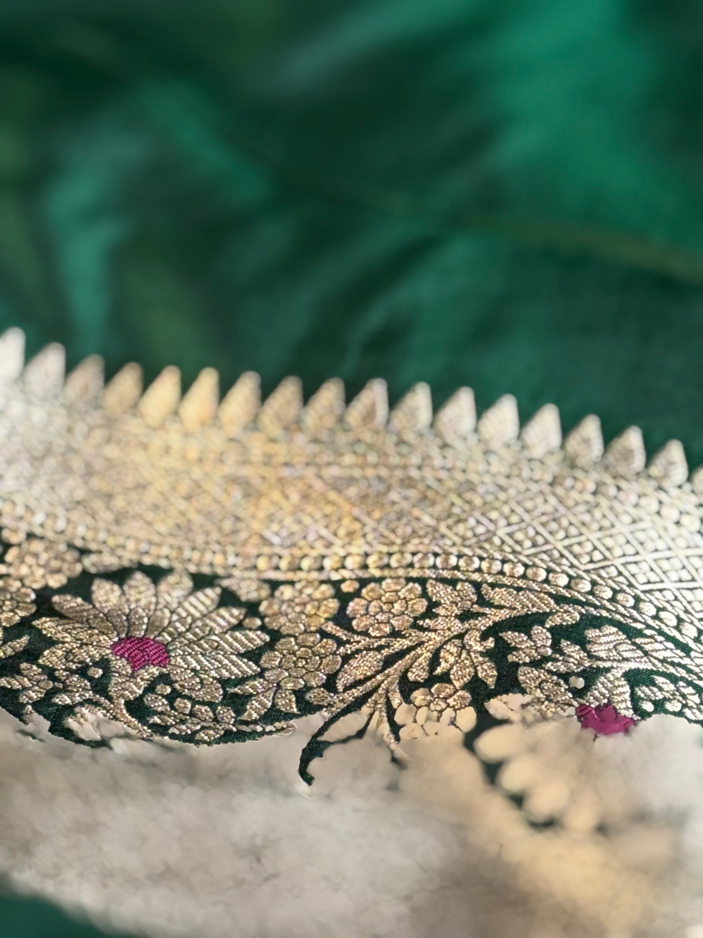 Handwoven Bottle Green Shikargh Meenkari Saree