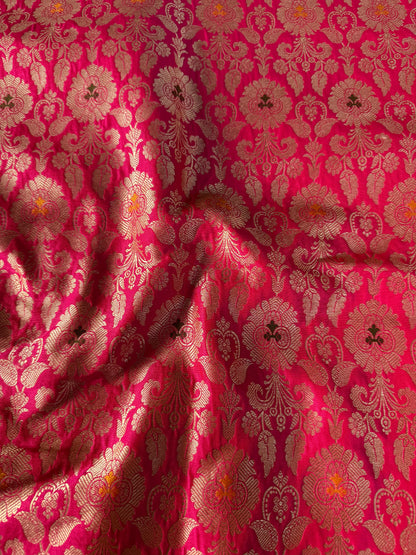 Handwoven Pink Silk Meenakari Jaal Fabric Thaan