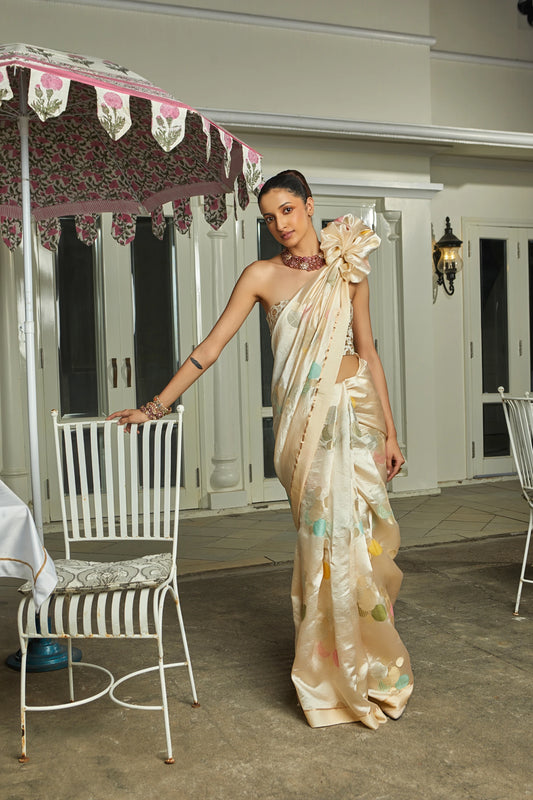 Handwoven Beige Soft Silk Polka Dots Meenaakri Abtsact Banarasi Saree