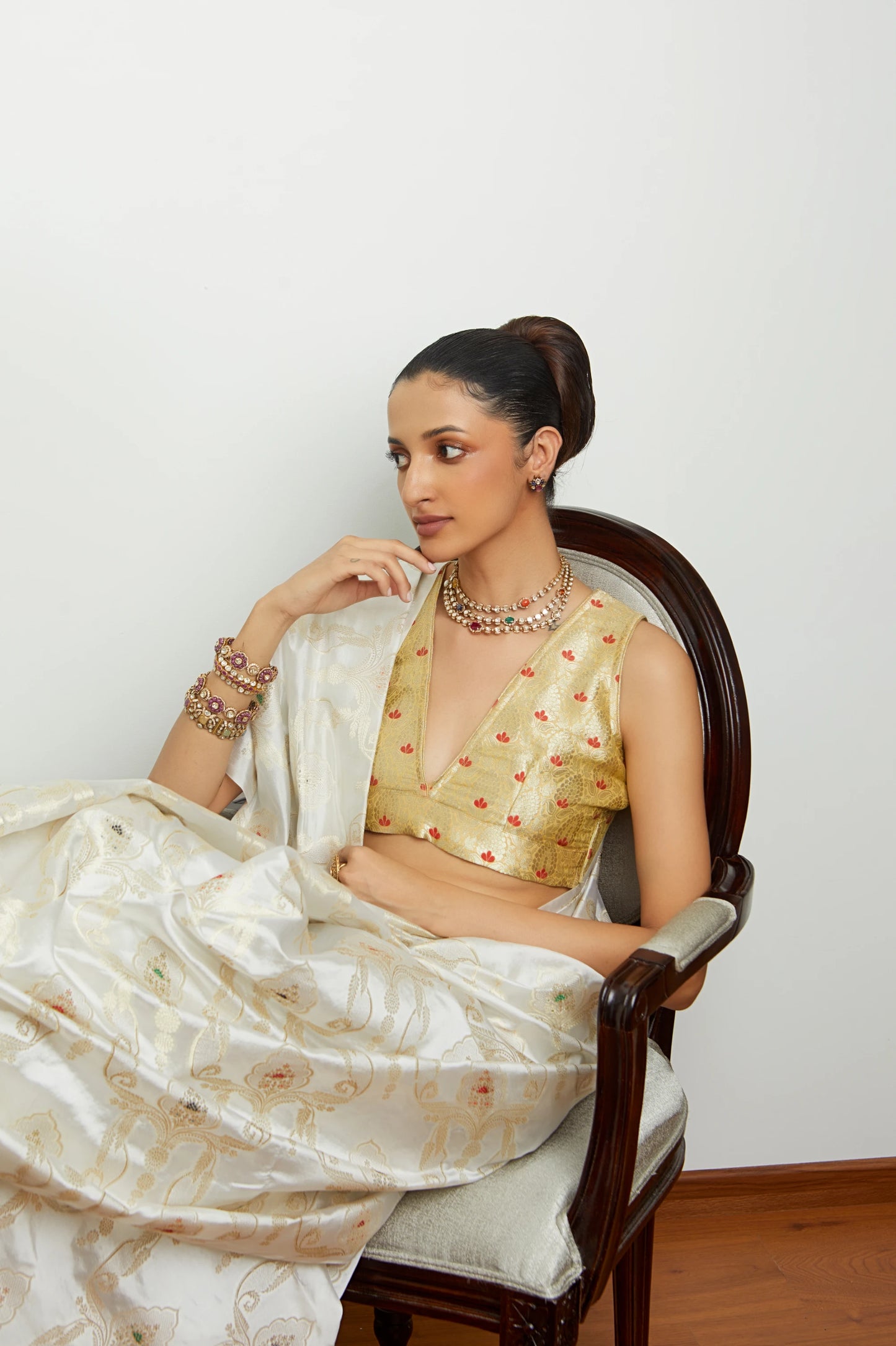 Handwoven Ivory Soft Silk Meenakari Jaal Banarasi Saree